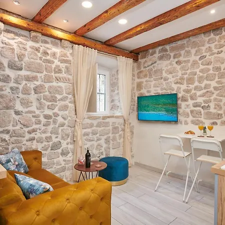 Apartment Artium Luxury *