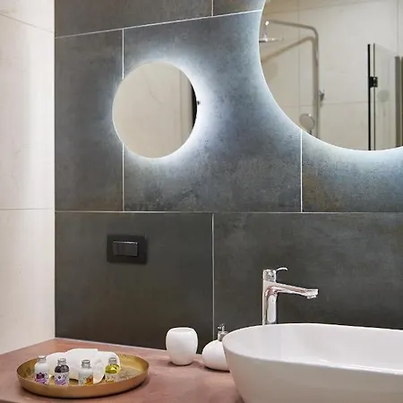 Artium Luxury Lägenhet *